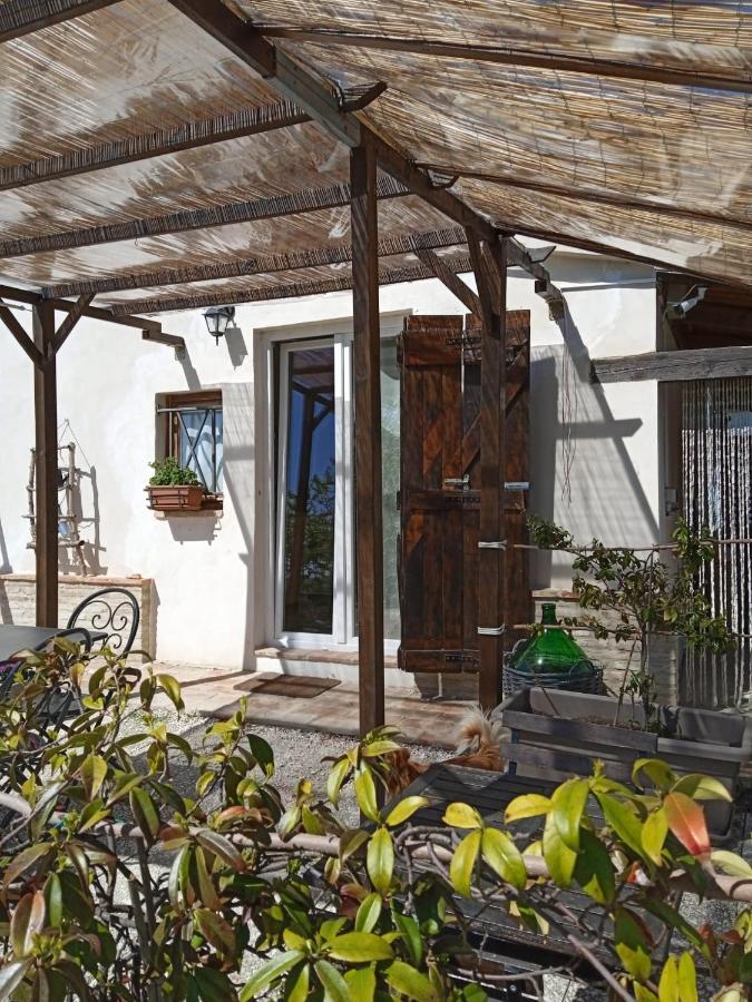 Sotto L'Ulivo Bed & Breakfast Mondavio Exterior foto